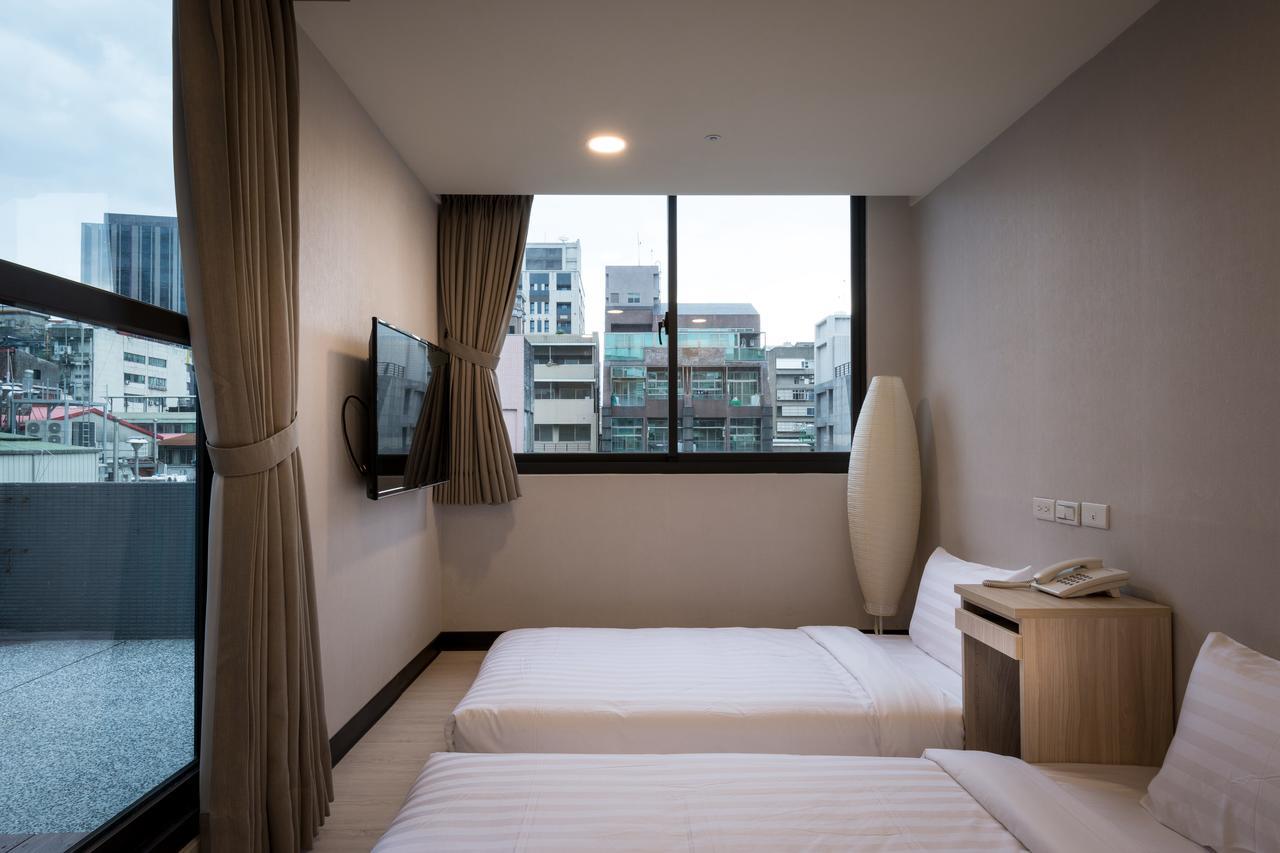 Urhome Hotel Тайпей Екстериор снимка