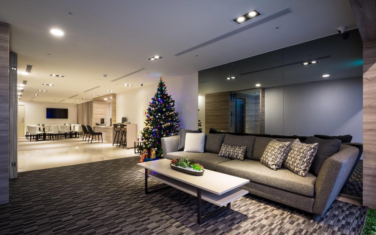 Urhome Hotel Тайпей Екстериор снимка