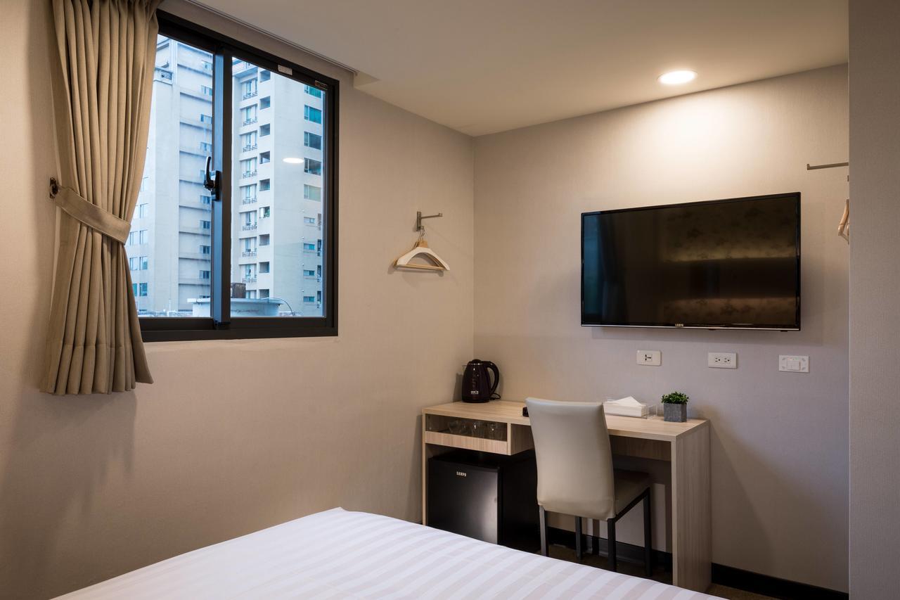 Urhome Hotel Тайпей Екстериор снимка